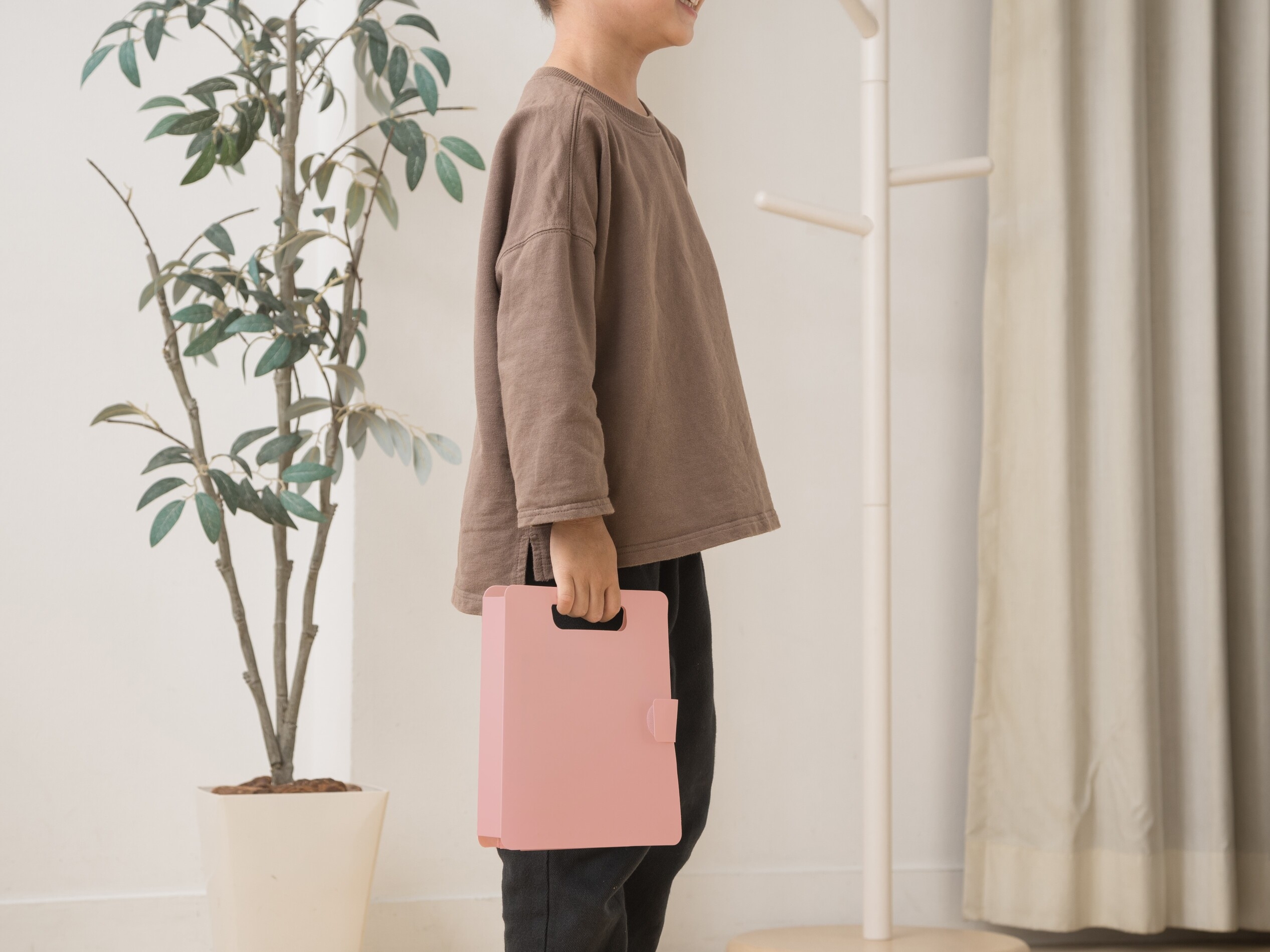 こま様A2商品ページ 発売後1か月半で年間販売目標数を達成した“おかたづけシリーズ